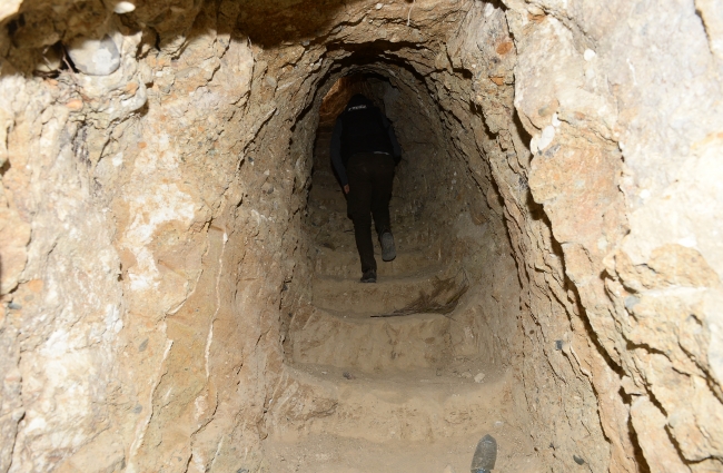 Teröristlerden temizlenen Bafelyon Dağı'ndaki terör kampları görüntülendi